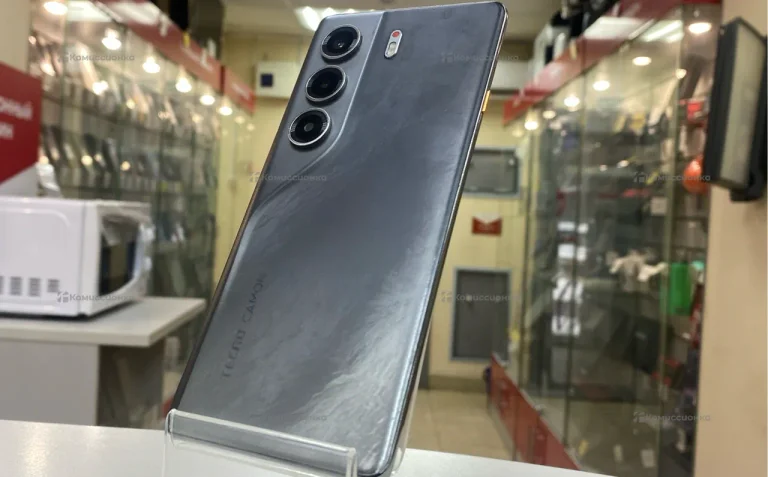 Tecno Camon 40 Pro 8/256 ГБ