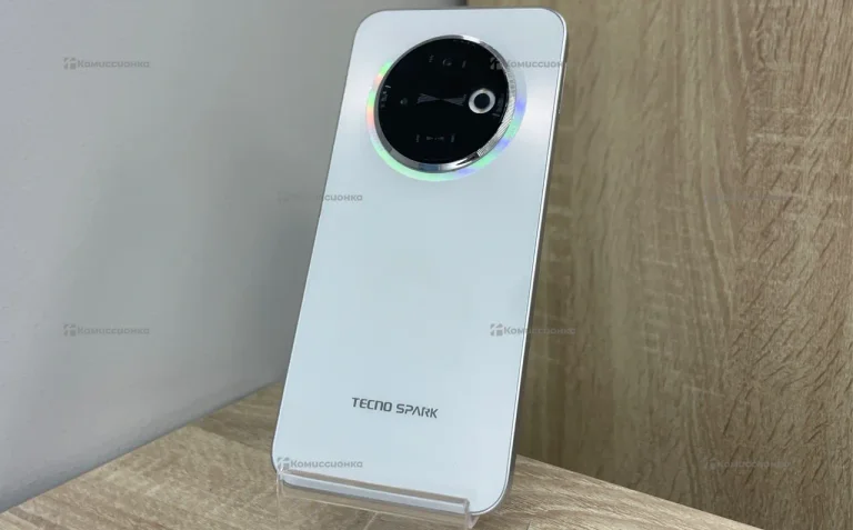 Tecno Spark 30C 4/128 ГБ