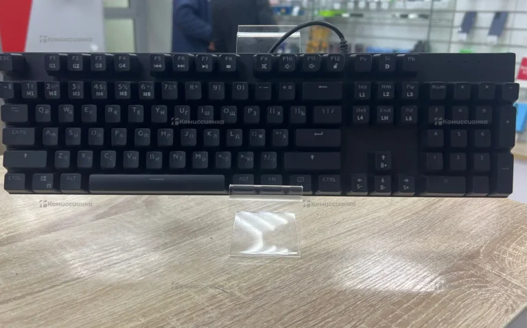 Клавиатура  saibot