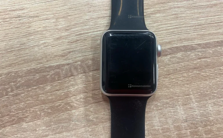 Часы Apple Watch 3 38mm