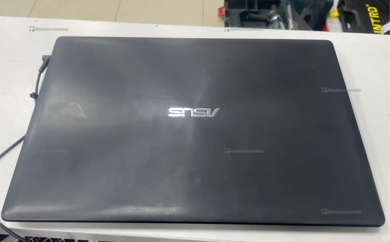 Ноутбук  Asus X553M