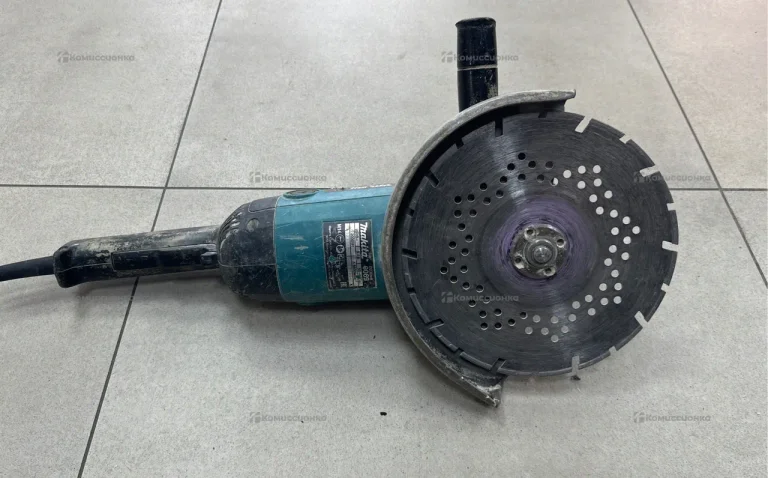 УШМ makita 9069F