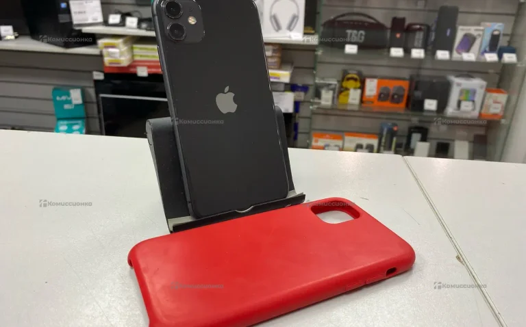 Apple iPhone 11 4/64 ГБ