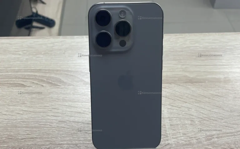 Apple iPhone 15 Pro 8/128 ГБ