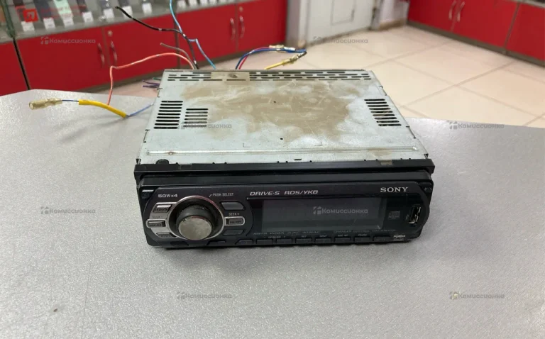 Автомагнитола  Sony cdx-gt617ue