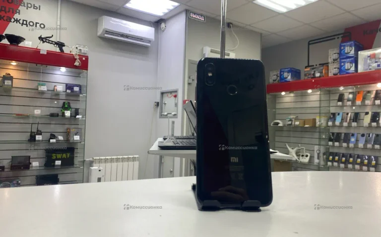 Xiaomi Mi 8 6/64Gb