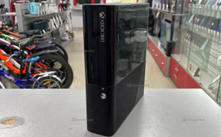 Приставка Xbox 360E