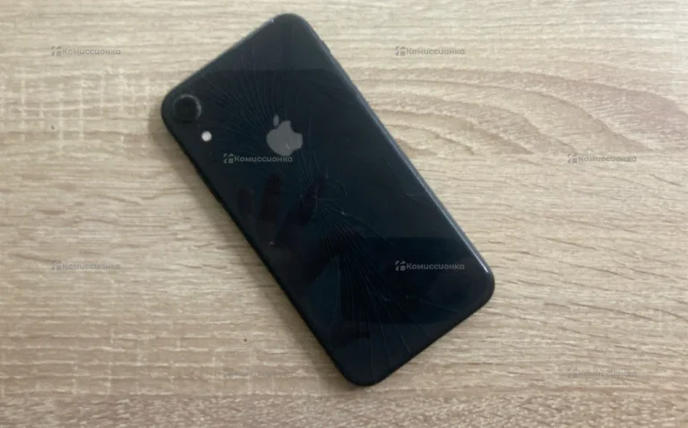 Apple iPhone XR 3/64 ГБ