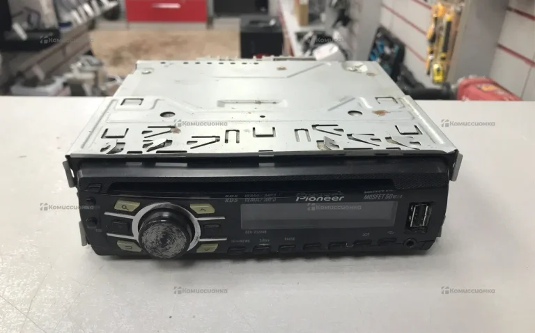 Автомагнитола  Pioneer deh-2320ub