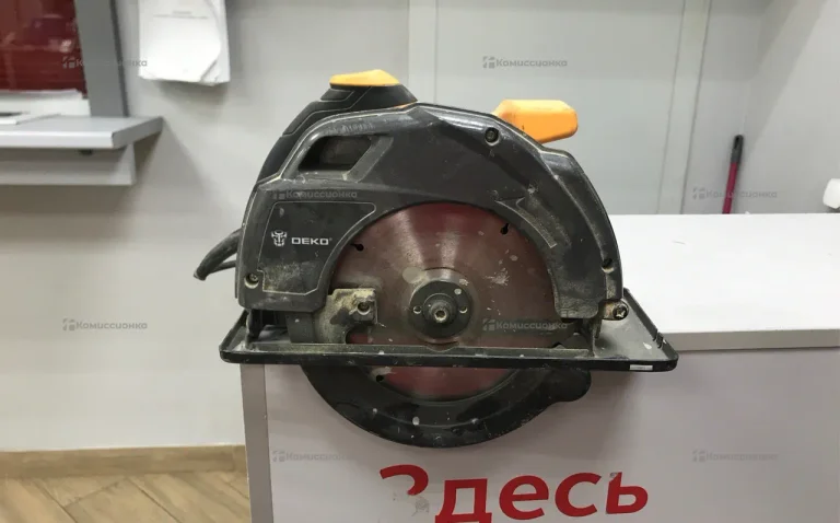 Дисковая (циркулярная) пила DEKO DKCS1800