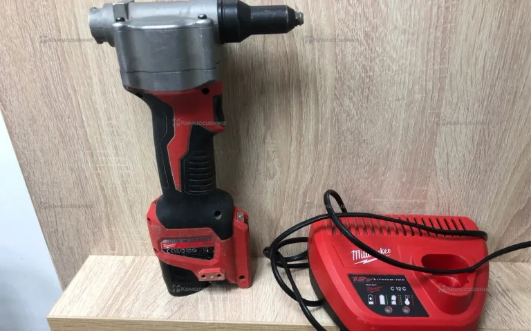 Аккумуляторный заклепочник M12 BPRT