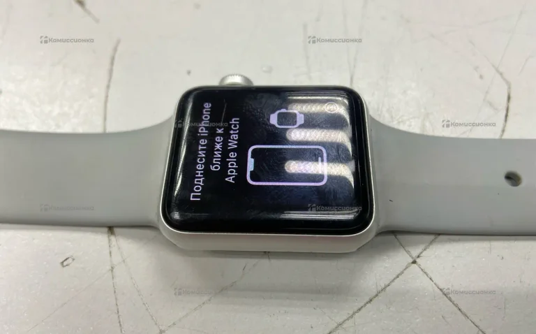 Часы  Apple Watch Series 3 38mm