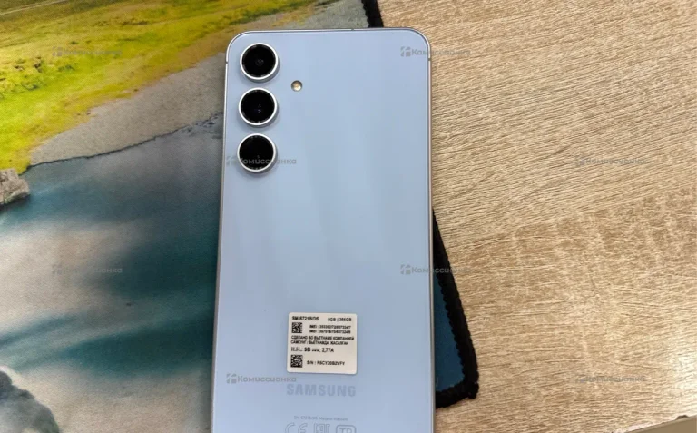 Samsung Galaxy S24 FE 8/128 ГБ