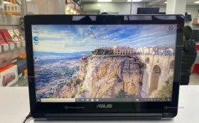 Ноутбук Asus R554L