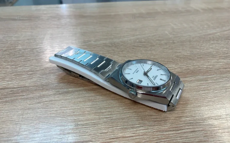 Часы Tissot 1853