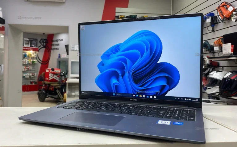 Ноутбук  Huawei MCLF-XX 12th Gen Intel(R) Core(TM) i5-12450H (2.00 GHz)