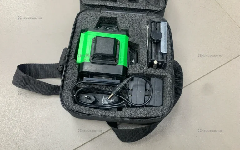 Лазерный уровень PABK 4D green