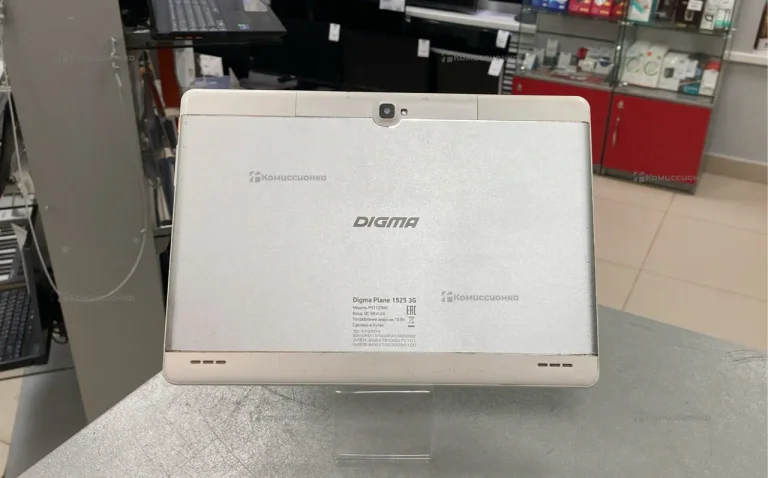 Планшет Digma Plane 1525 3G