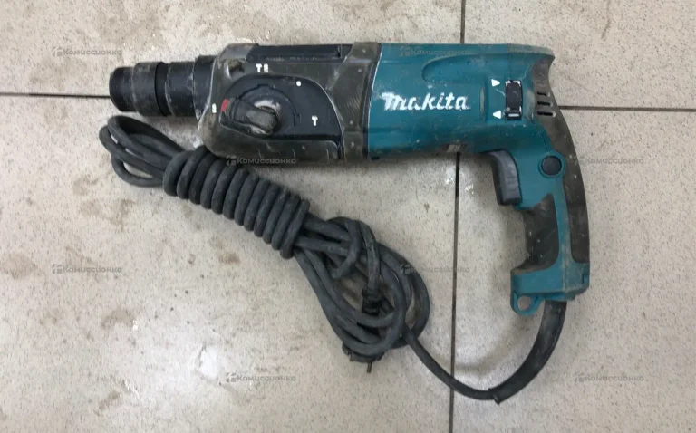 Перфоратор makita HR2470 (2025г)
