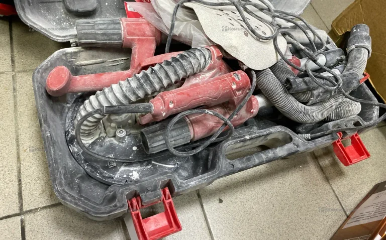 Шлифмашина для стен и потолков ELITECH МШС 1923Э