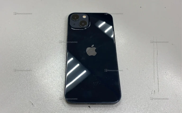 Apple iPhone 13 4/128 ГБ