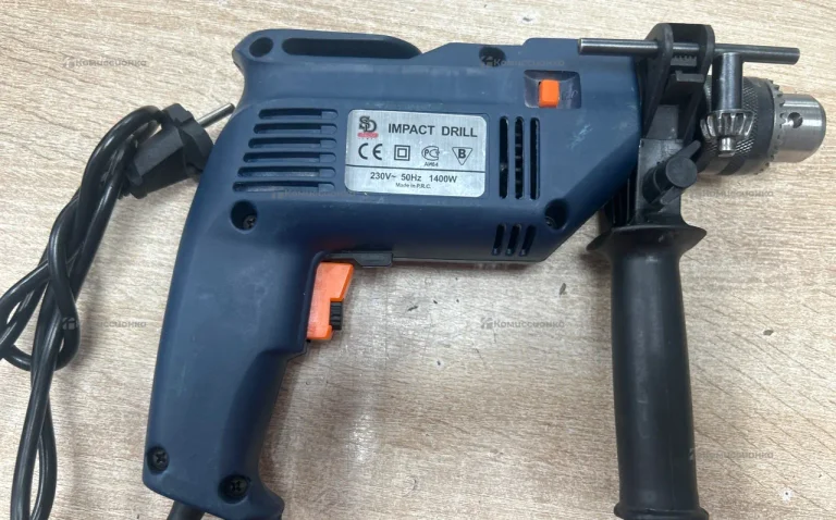 ударная дрель-шуруповерт