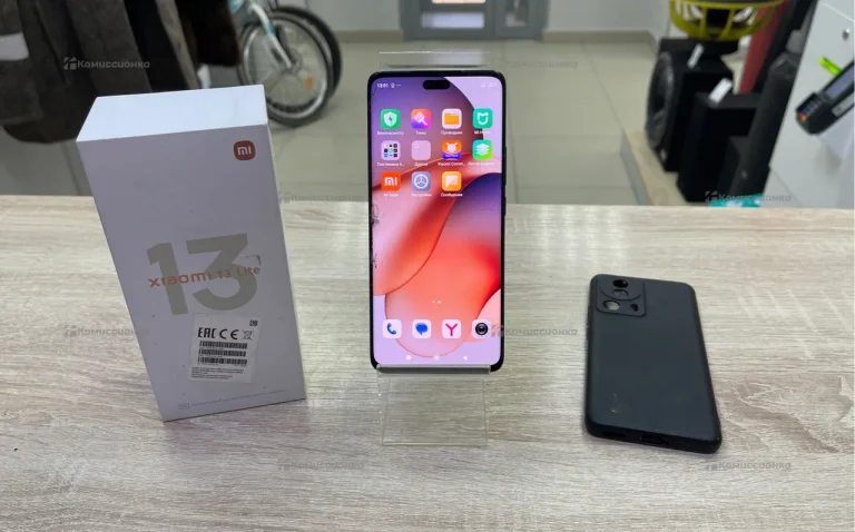 Xiaomi 13 Lite 8/256 ГБ