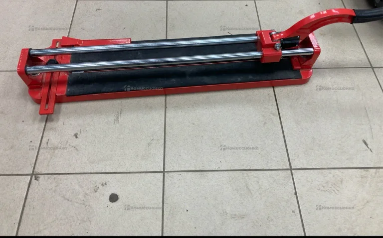Плиткорез Красный