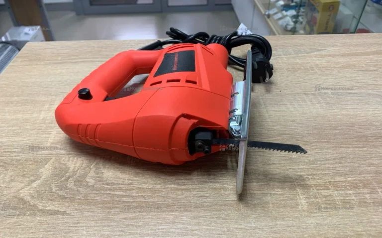 электрический лобзик