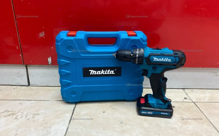 дрель шуруповерт с набором Makita