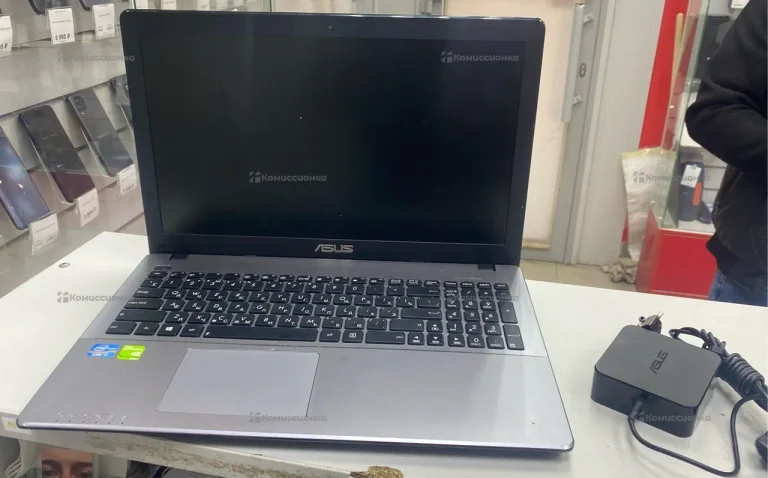 Ноутбук  asus
