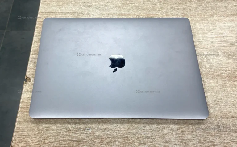 Ноутбук  MacBook Air M1 2020