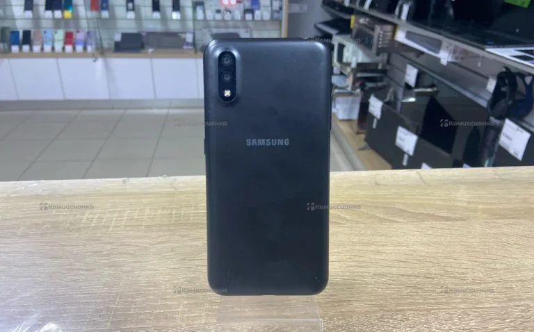 Samsung Galaxy A01 2/16 ГБ