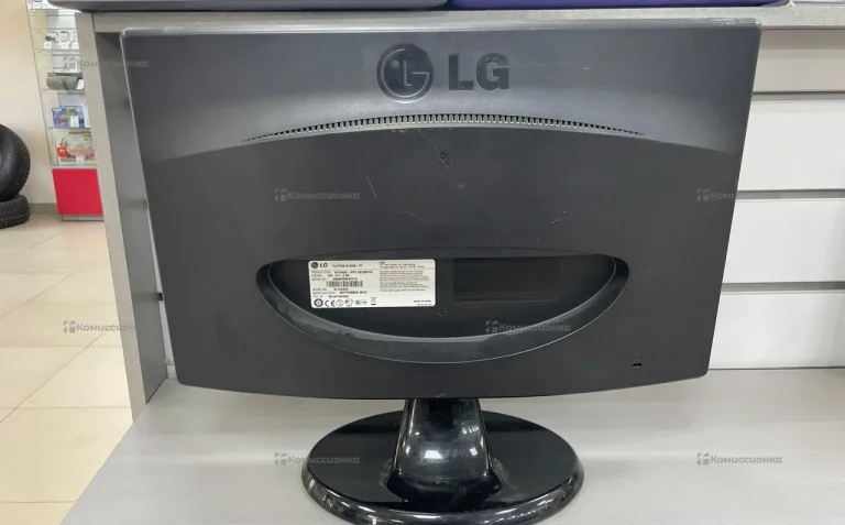 Монитор LG Flatron W1943C