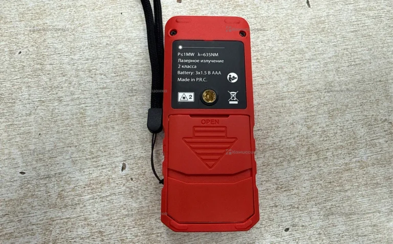 Лазерный дальномер RGK DL70