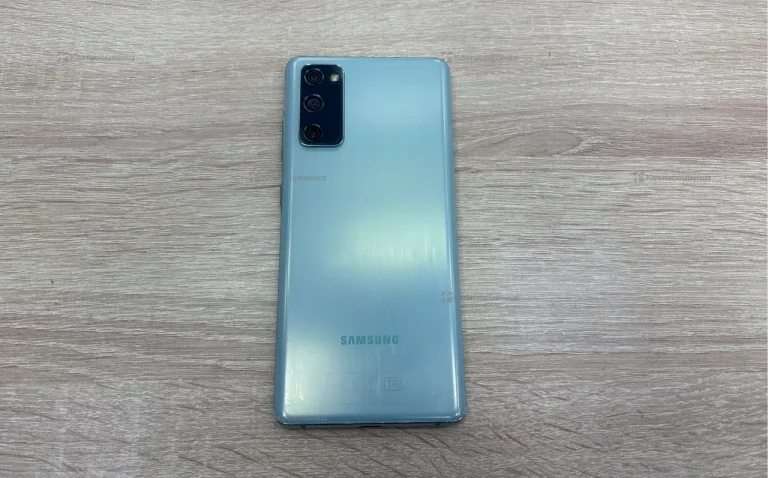 Samsung Galaxy S20 FE 6/128 ГБ