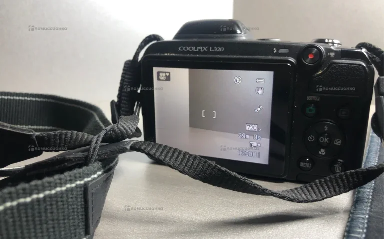 Фотоаппарат  Nikon l320