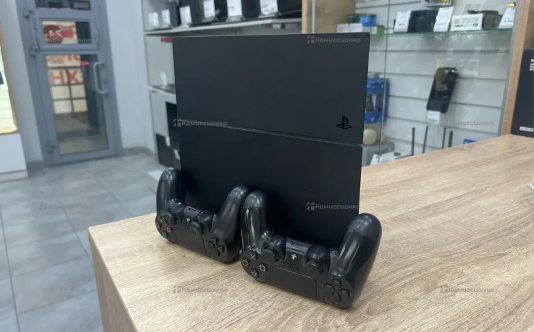 Игровая приставка PS4 Fat 500gb