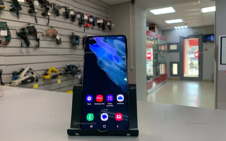 Samsung Galaxy S21 8/128 ГБ