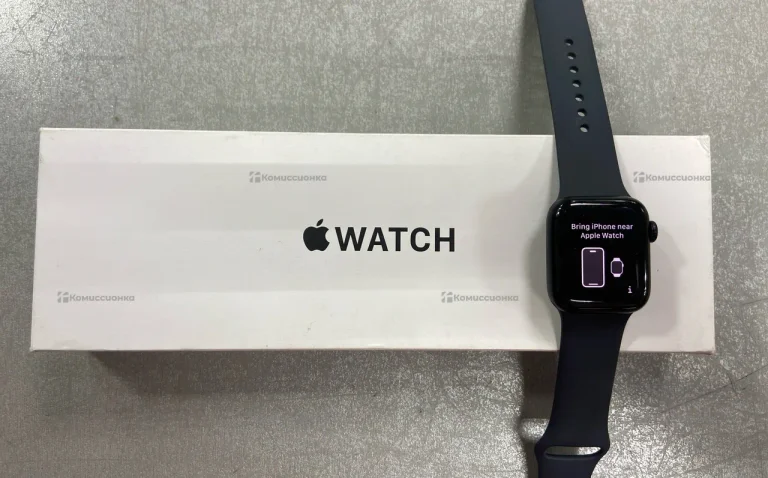 Часы  Apple Watch SE 2024 40 mm