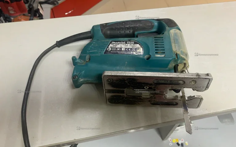 Электролобзик makita 4329