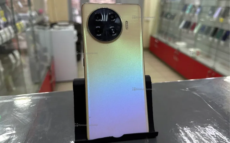 Tecno Spark 20 Pro+ 8/256 ГБ