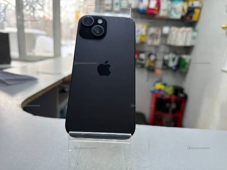 Apple iPhone 15 6/128 ГБ