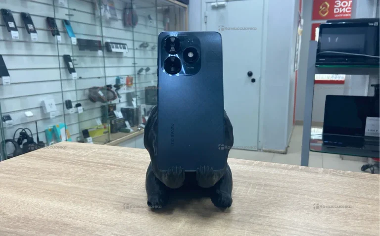 Tecno Spark 20C 4/128 ГБ