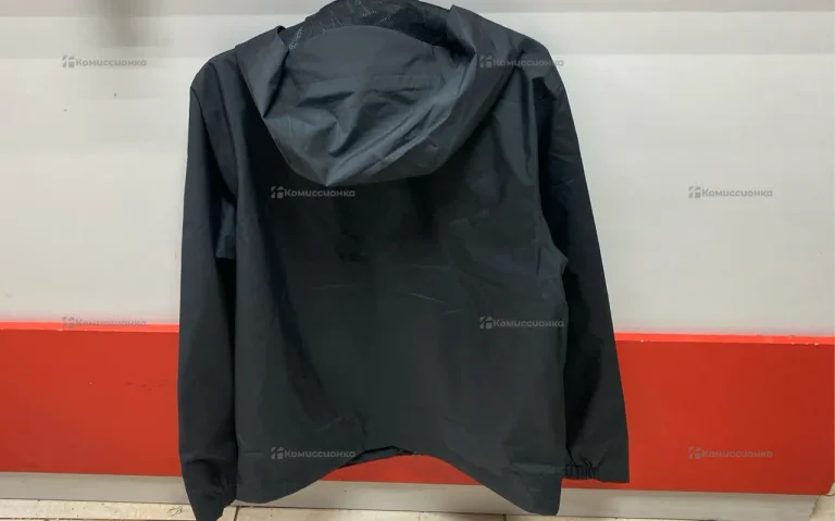 Ветровка Adidas (M)