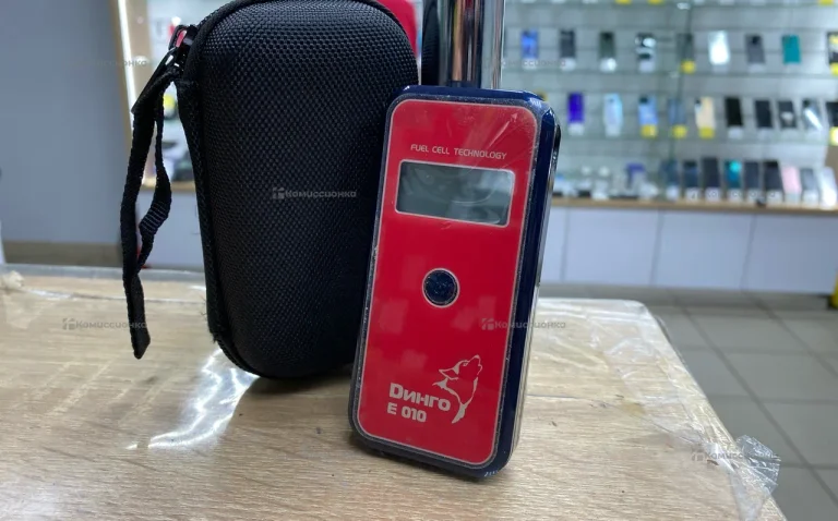 Алкотестер Dинго E 010