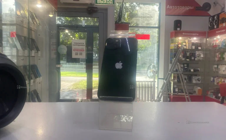 Apple iPhone 13 128 ГБ. 88%
