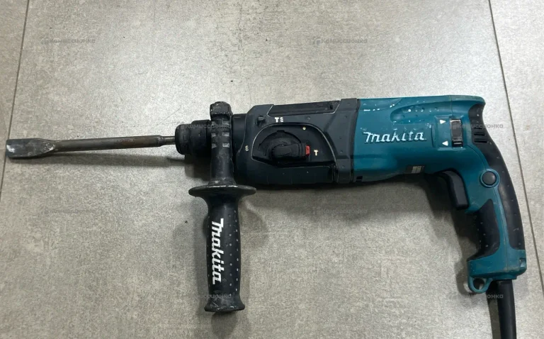 Перфоратор makita  HR2470.
