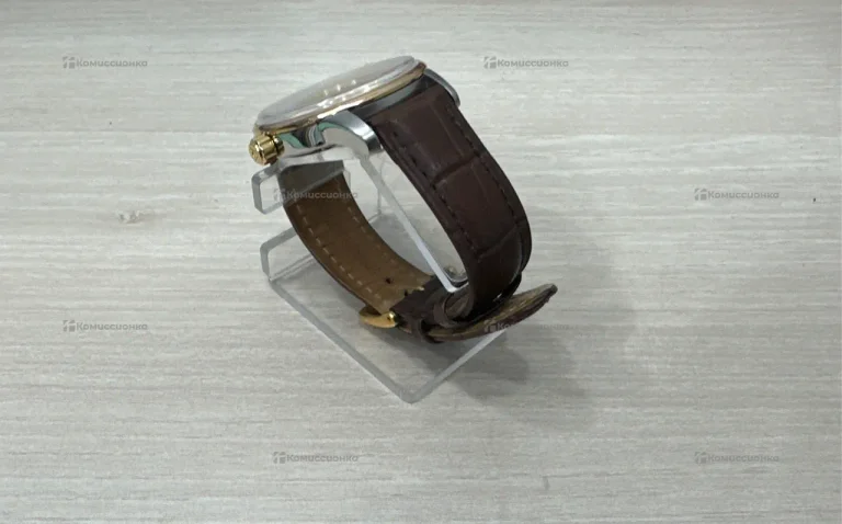 Часы  Alpina Alpiner