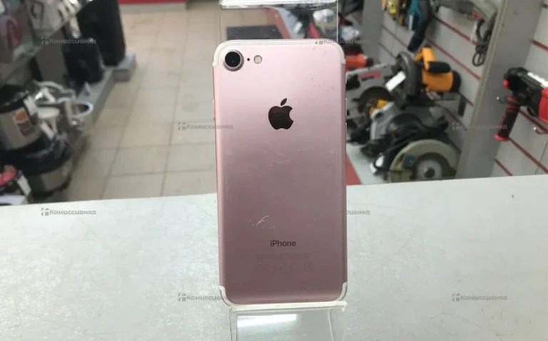 Apple iPhone 7 2/128 ГБ